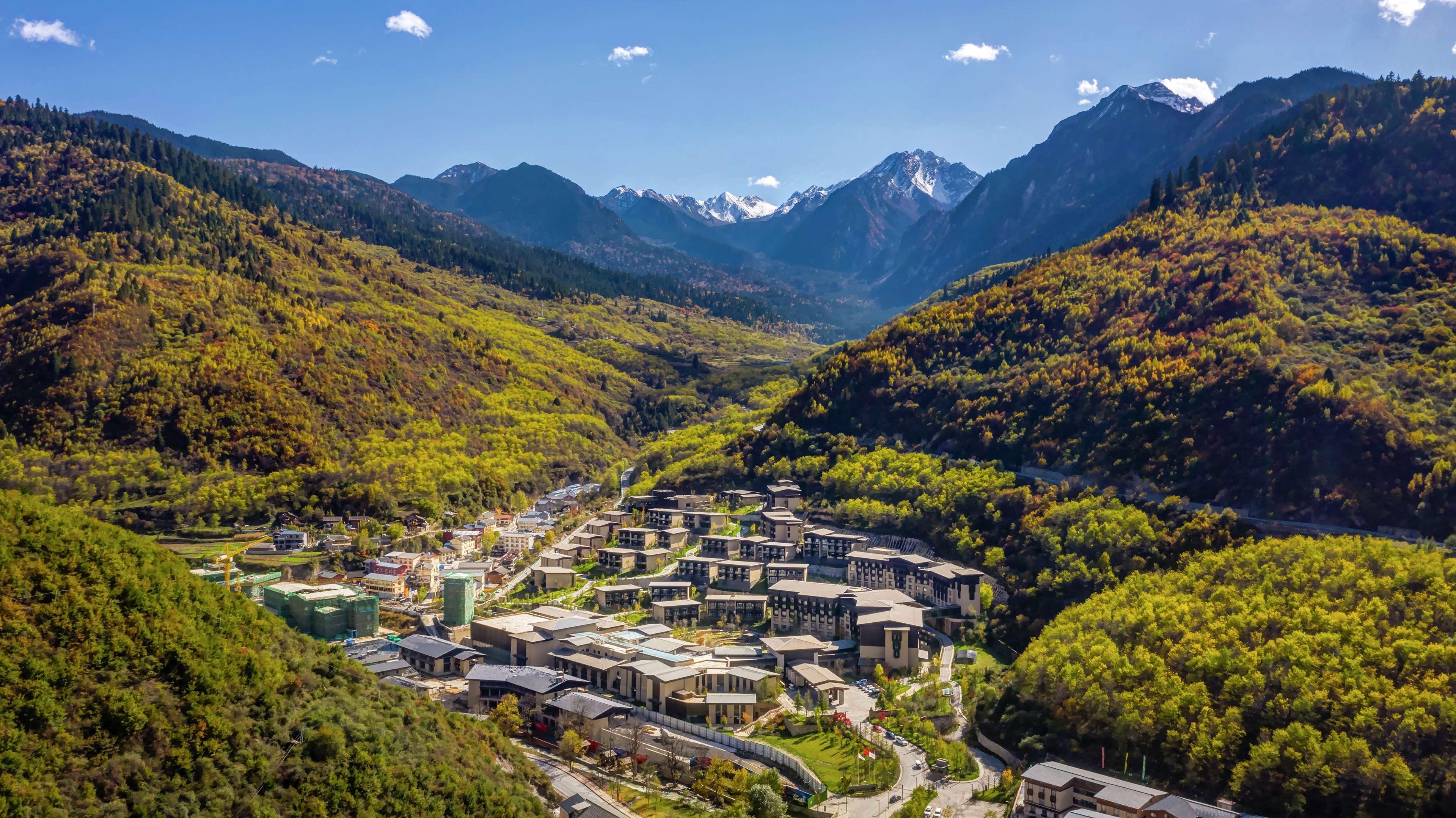 Hilton Jiuzhaigou Resort Zhangzha Town Eksteriør billede